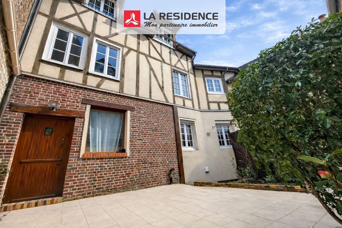 Maison à PONT-DE-L'ARCHE