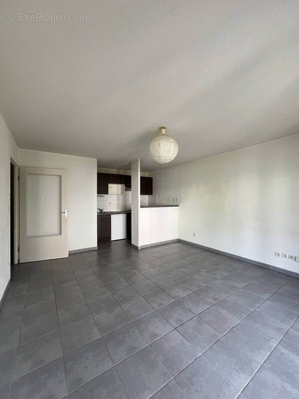 Appartement à AUZEVILLE-TOLOSANE