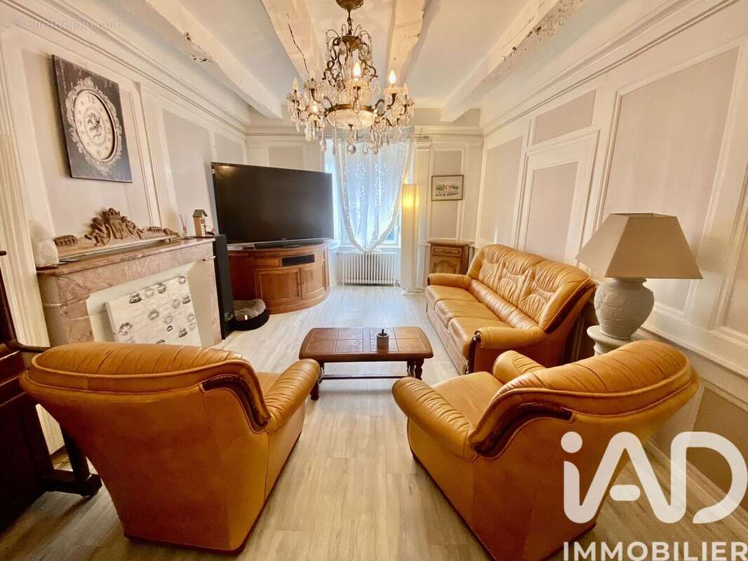 Maison 217 m² à La Trinite-Porhoet  - photo 5