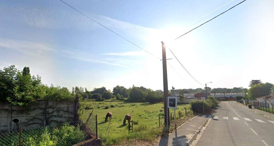 Terrain à HONNECOURT-SUR-ESCAUT