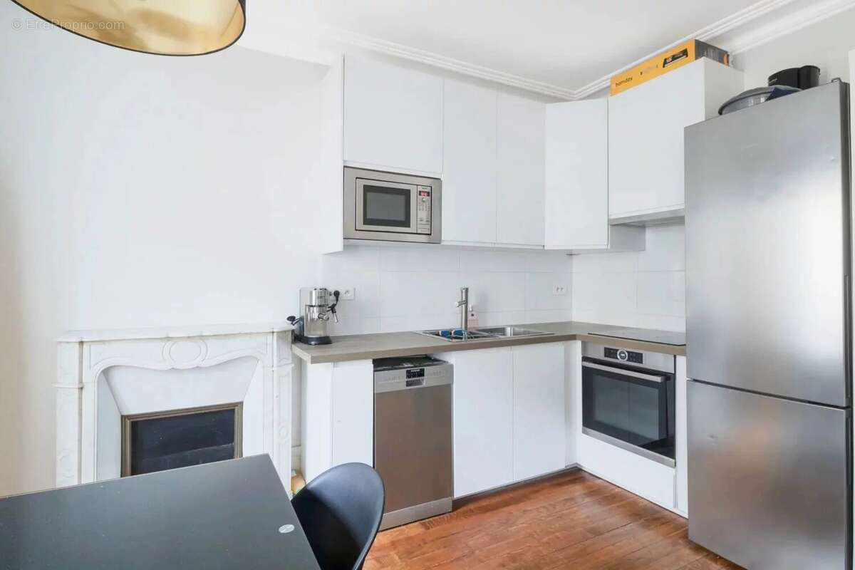 Appartement à NEUILLY-SUR-SEINE