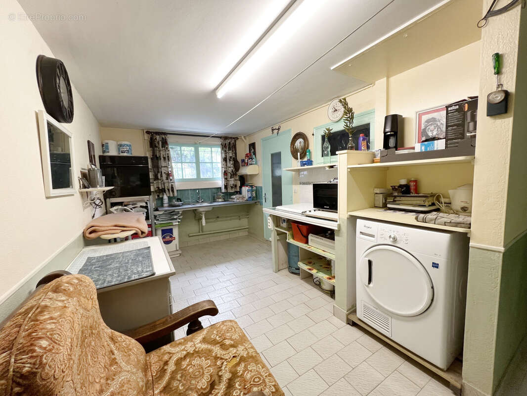 Maison à SAINT-CYR-SUR-LOIRE