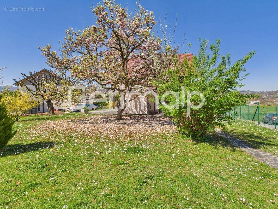 Maison à ALBY-SUR-CHERAN