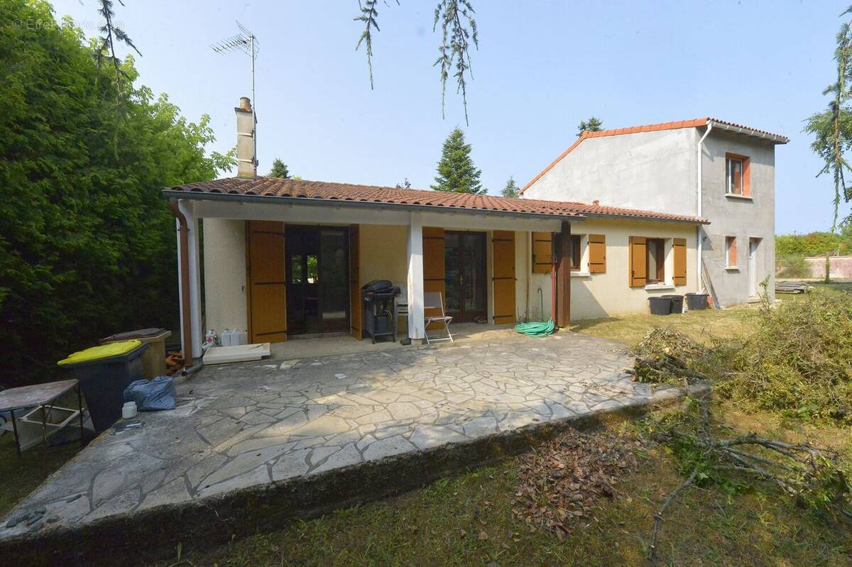 Maison à MESCHERS-SUR-GIRONDE