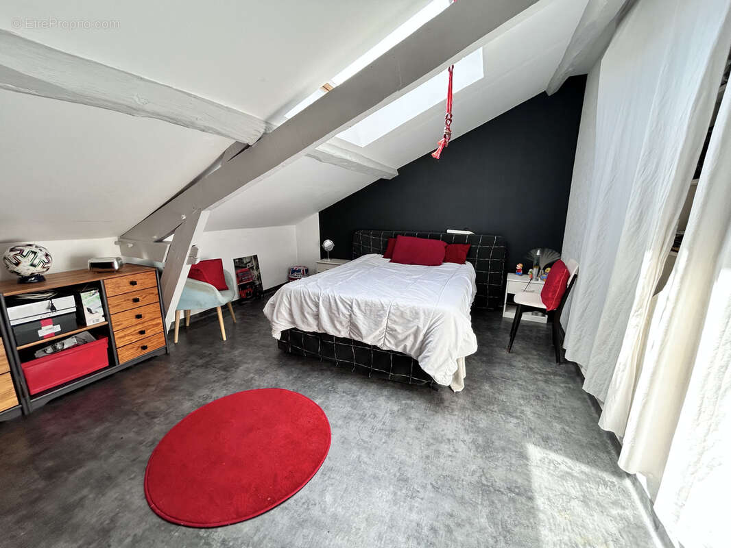 Maison à NANTIAT