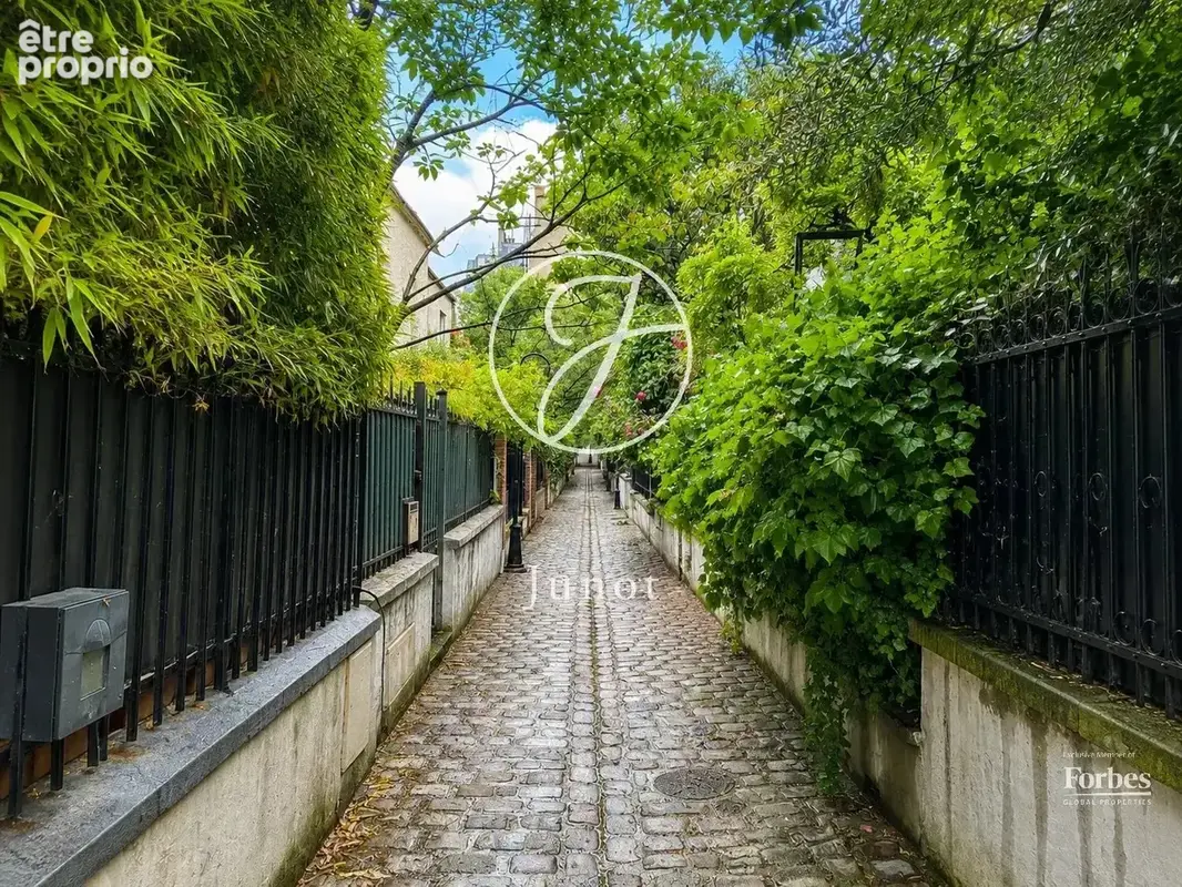 Maison à PARIS-16E