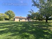 Maison à LABESSIERE-CANDEIL