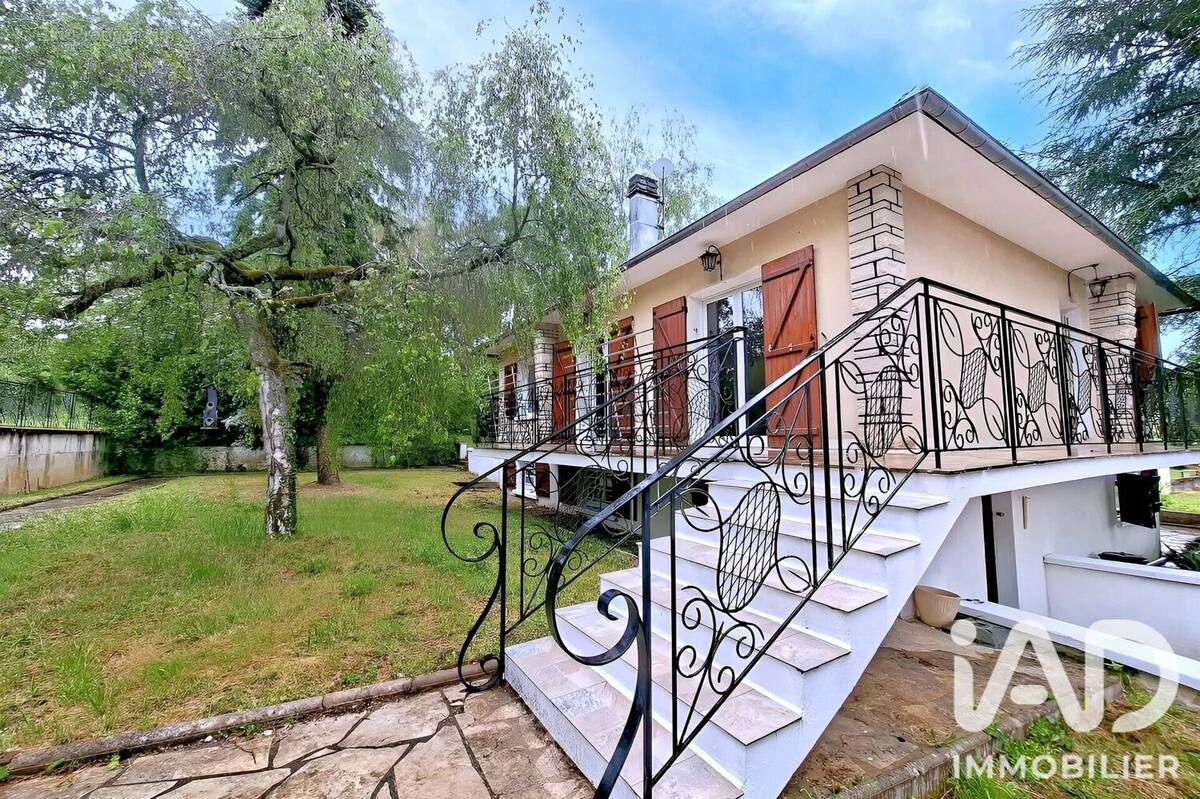 Photo 1 - Maison à BUSSY-EN-OTHE