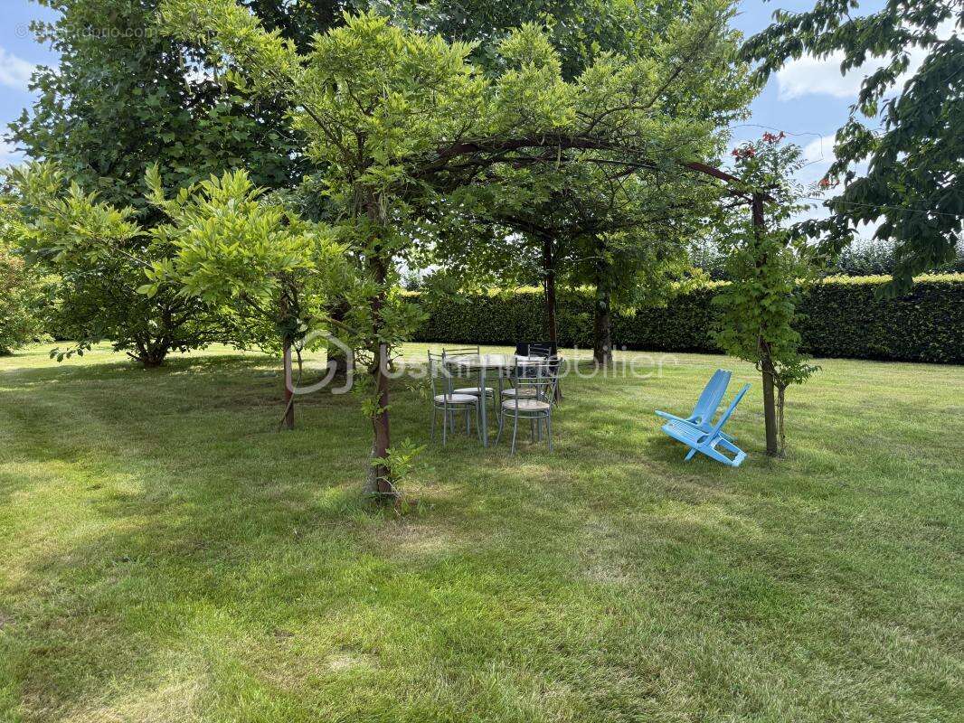 Maison à PONT-L&#039;EVEQUE