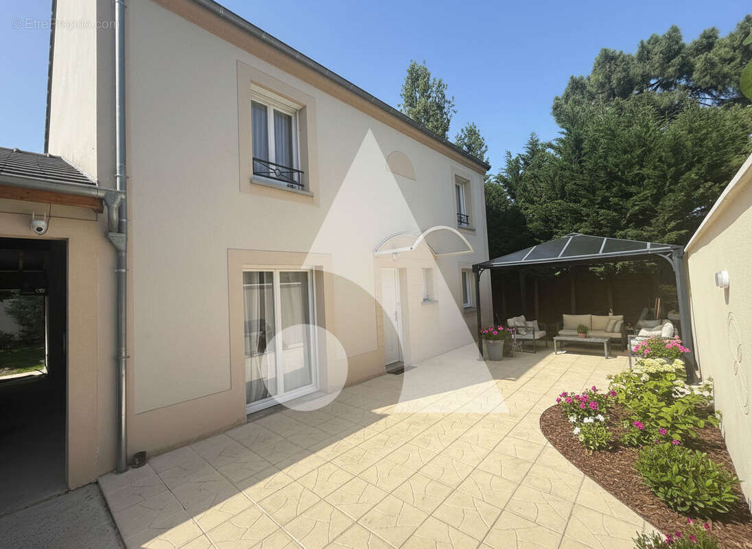 Maison à EPINAY-SUR-SEINE