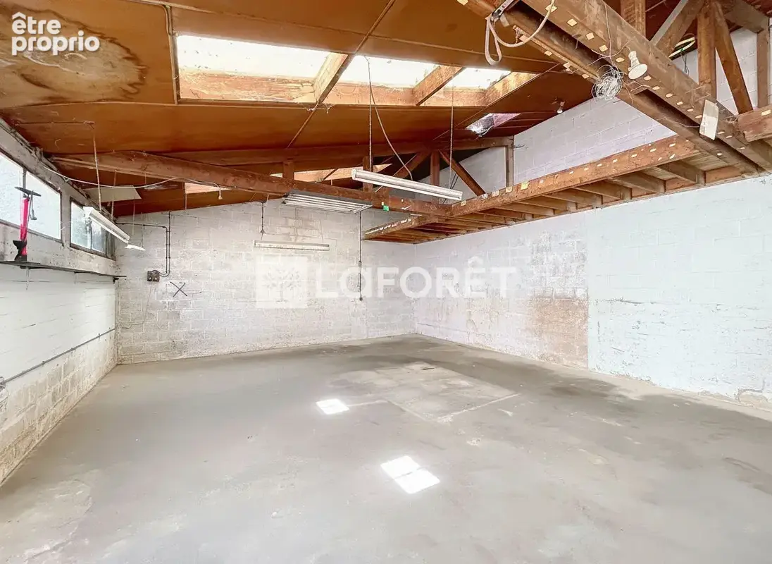Maison/immeuble Guer 10 pièce(s) 280 m2 - photo 6