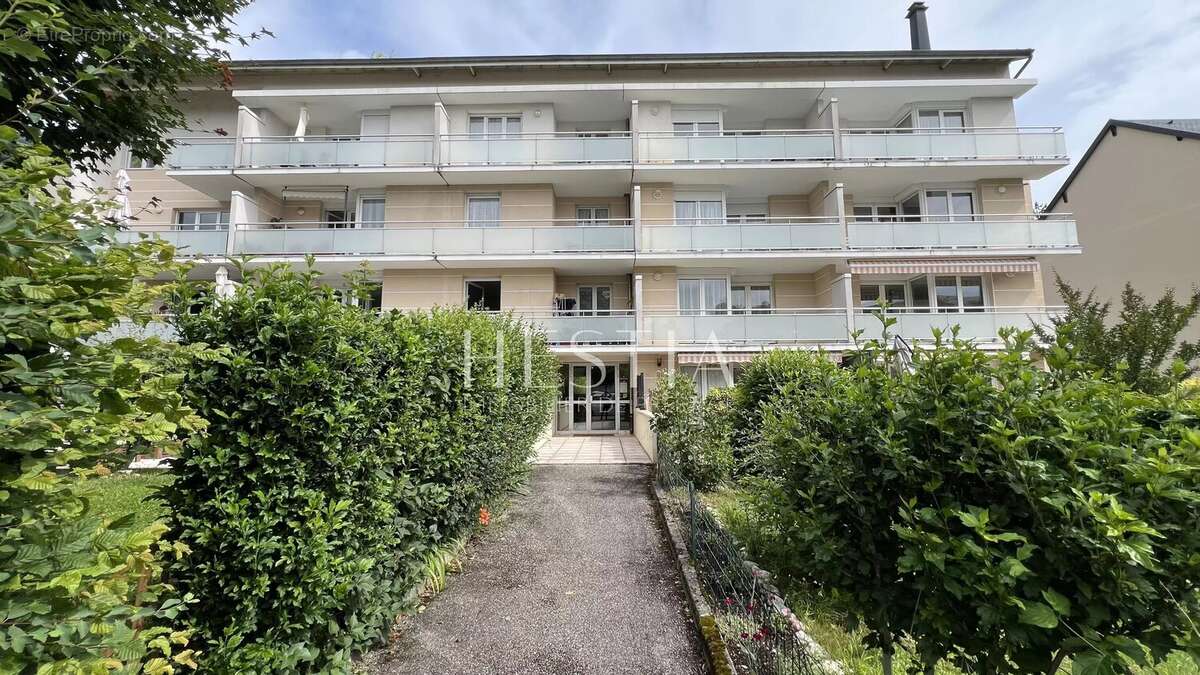 Appartement à LE BOURGET-DU-LAC