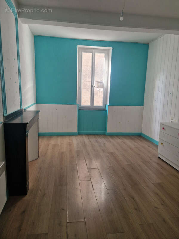 Maison à CUXAC-D&#039;AUDE