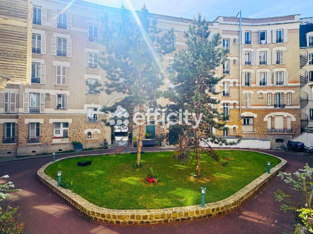 Appartement à MAISONS-ALFORT