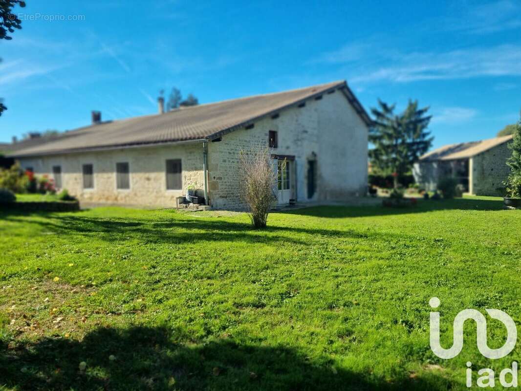 Photo 8 - Maison à AUBIGNE