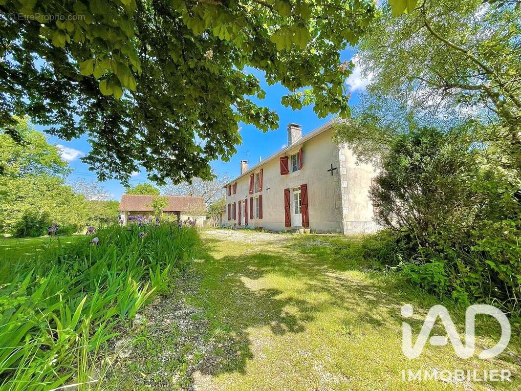 Photo 2 - Maison à CHAUVIGNY
