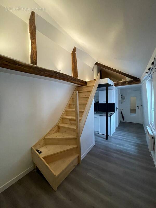Appartement à PARIS-1E