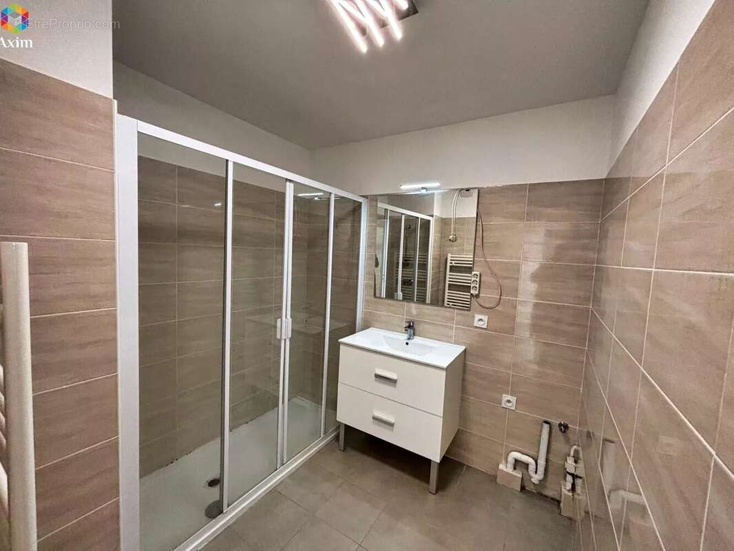 Appartement récent avec jardin, piscine et vue dégagée - photo 23