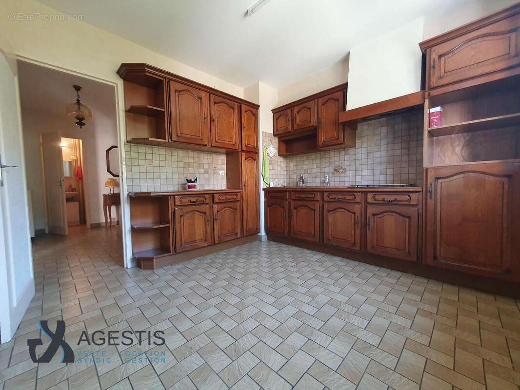 Maison 88 m² à Castres  - photo 4