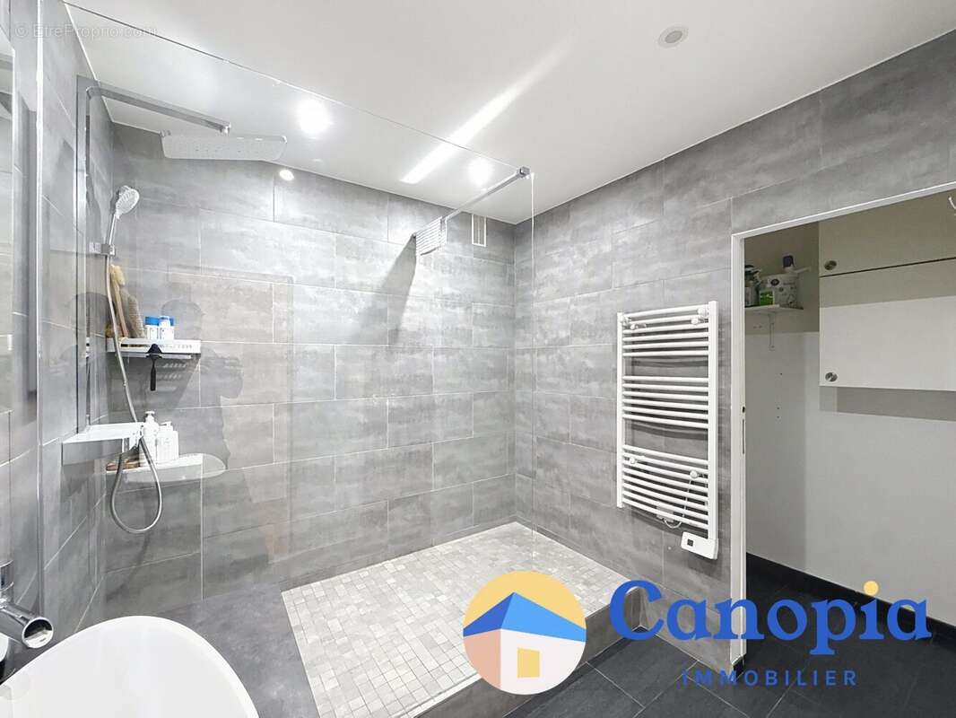 Appartement à BAGNEUX