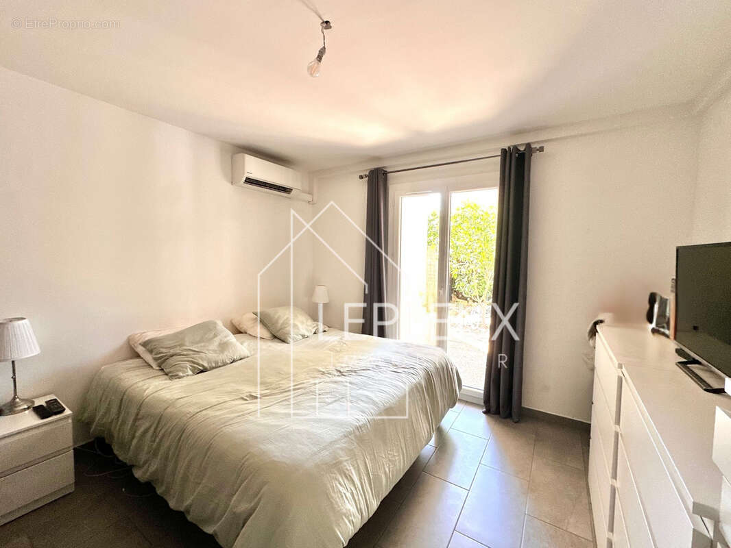 Appartement à PEYMEINADE