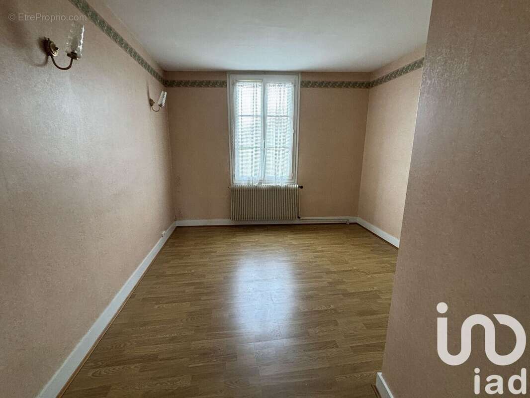 Photo 7 - Maison à SOUZAY-CHAMPIGNY