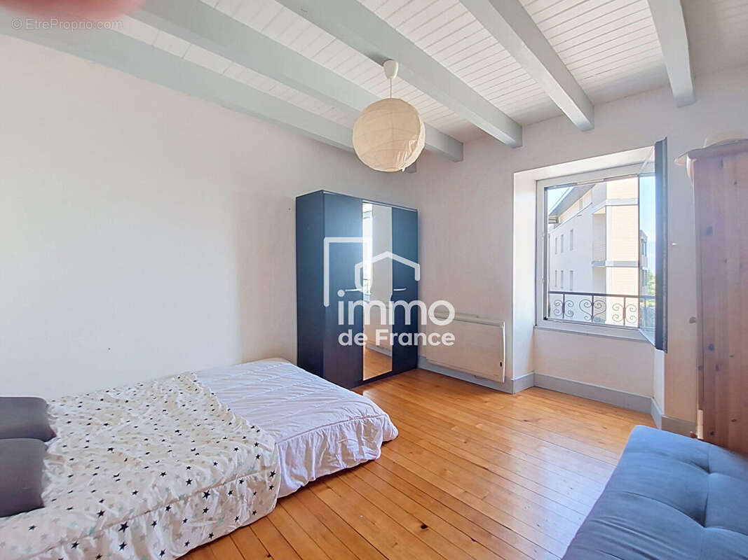 À vendre a valleiry pour investisseur -  maison t4 - 100 m² - photo 5