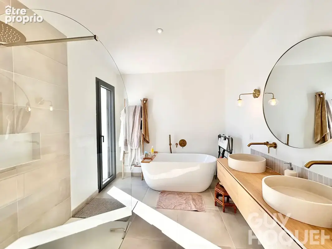 Maison contemporaine de 143 m² avec piscine et vue Pyrénées sur ORTHEZ - photo 10