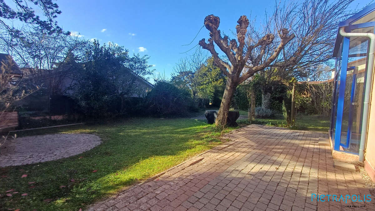 Maison à FONTAINES-SUR-SAONE