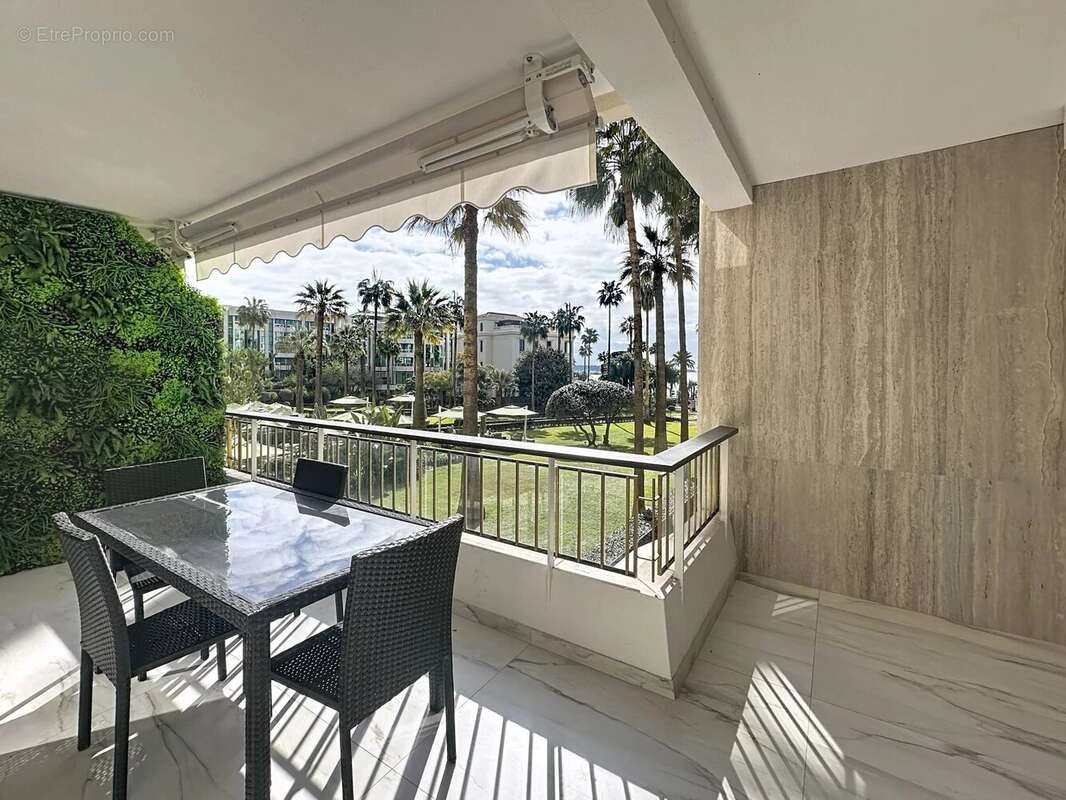 Appartement à CANNES