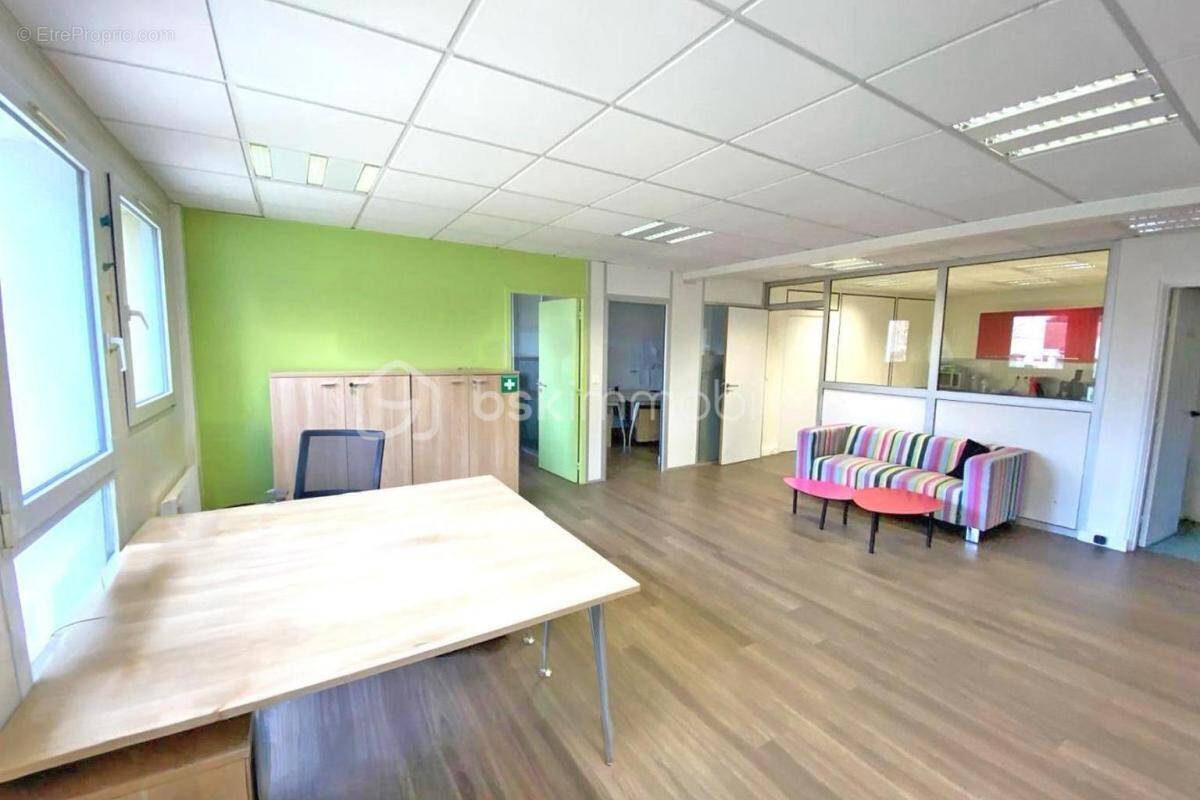 Commerce à SAINT-GERMAIN-EN-LAYE