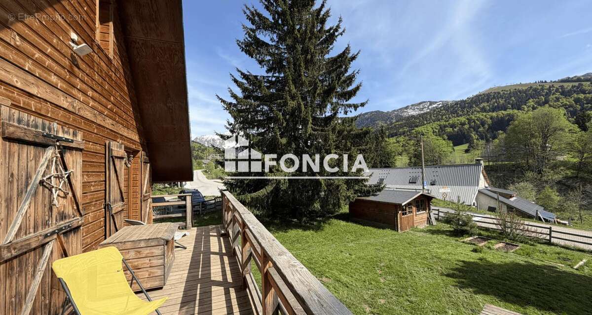 Maison à LA MORTE