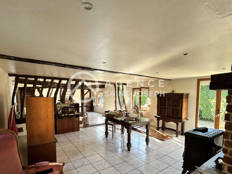 Maison à DOUDEVILLE