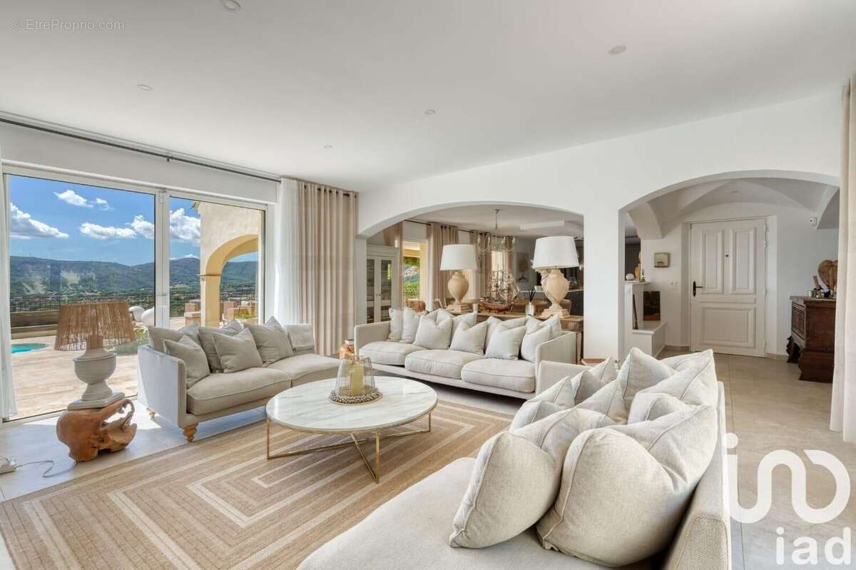 Photo 5 - Maison à PLAN-DE-LA-TOUR