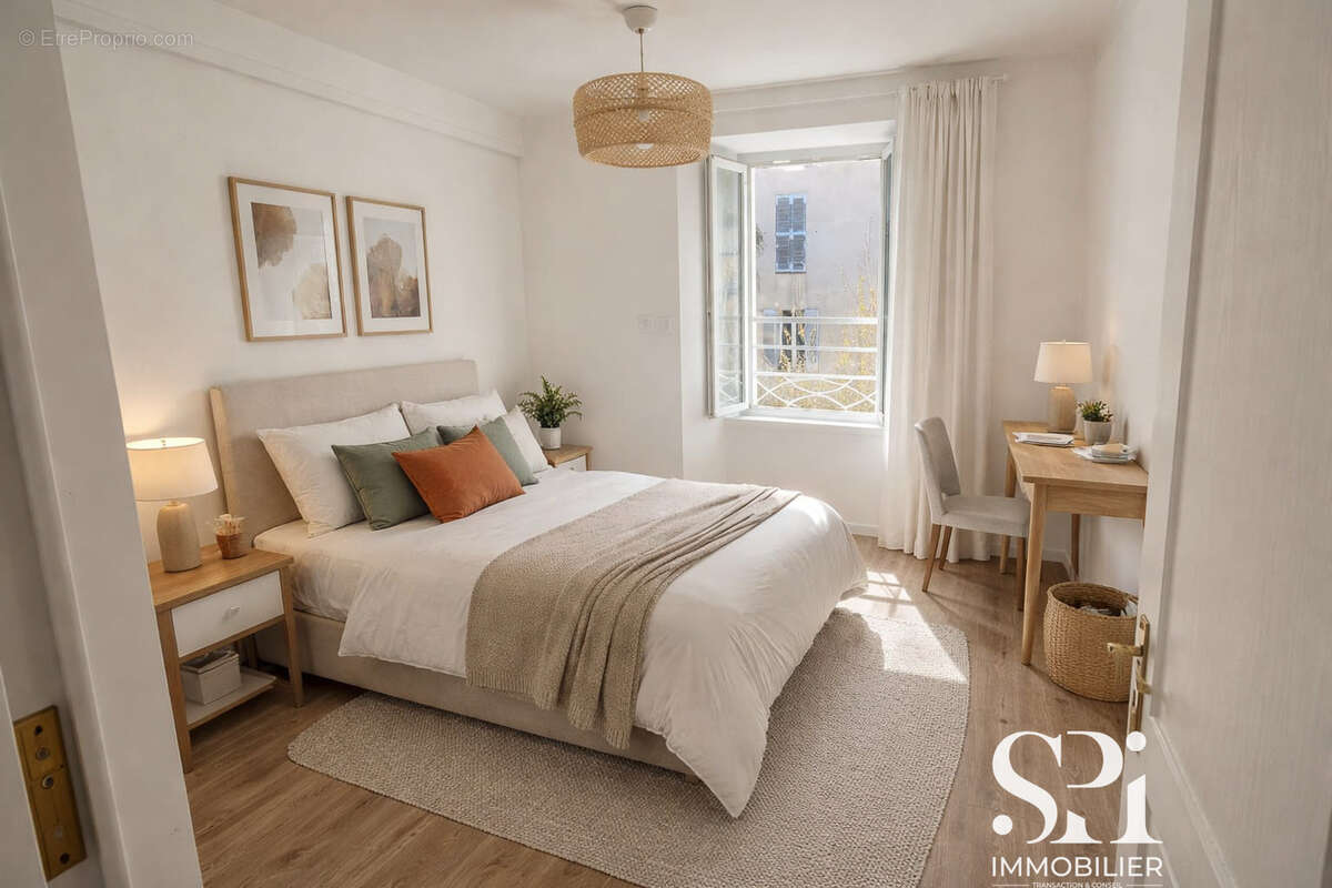 Appartement à HYERES