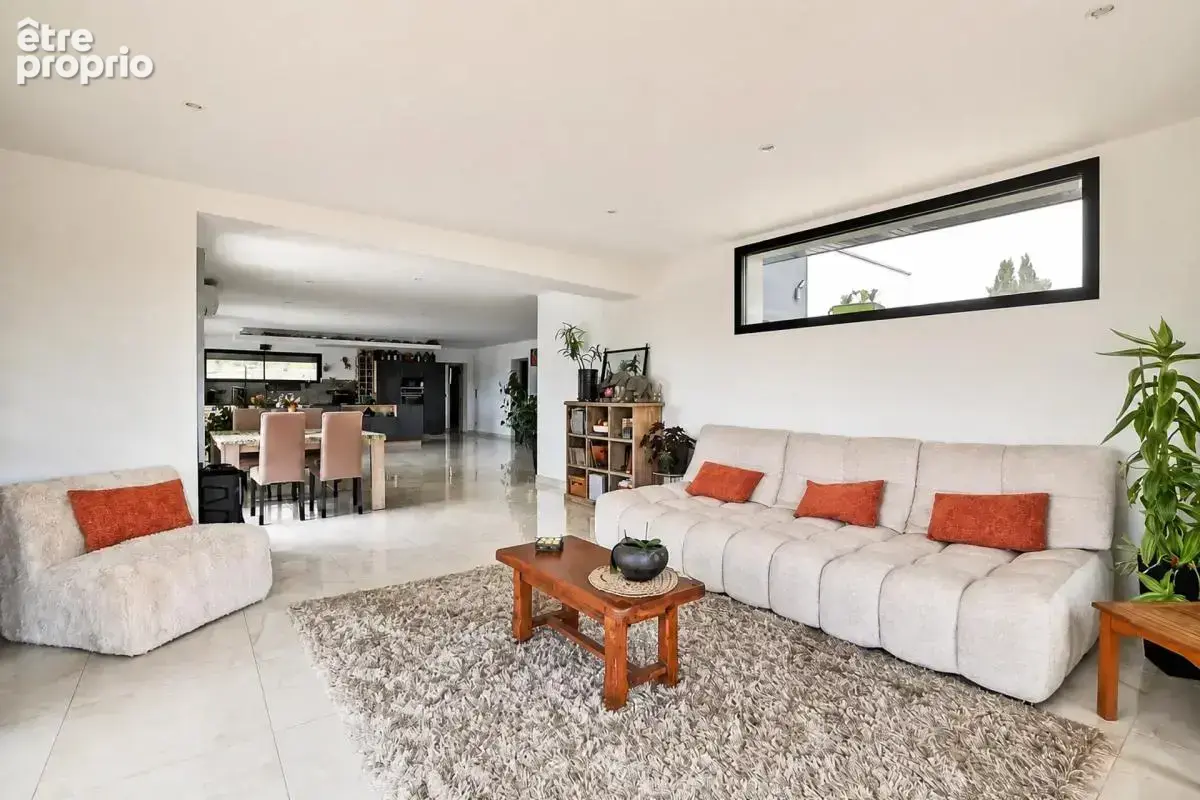Maison de 8 pièces de 210 m² à Orthez - photo 3
