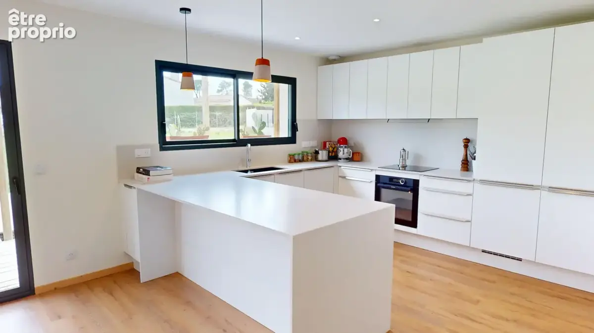 Maison contemporaine de plain-pied ! Confort moderne & grands espaces. - photo 3