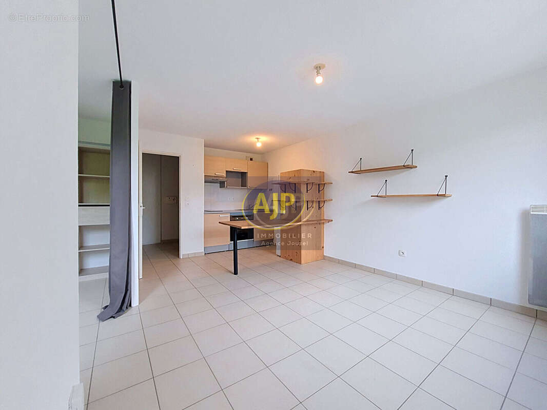 Appartement à SAINT-SEBASTIEN-SUR-LOIRE