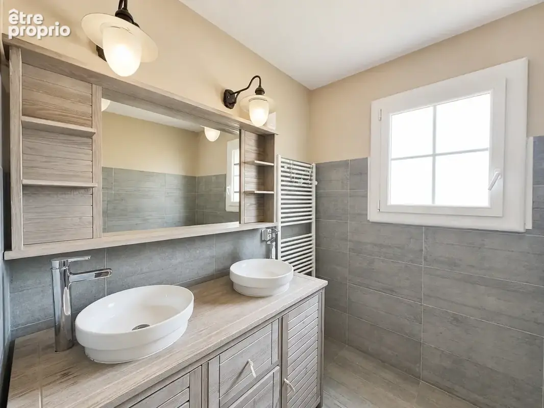 Maison familiale de caractère avec piscine   environ 204 m2 habitables - photo 9