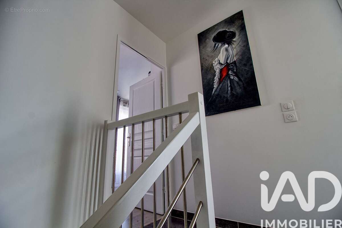 Photo 6 - Appartement à LE BLANC-MESNIL