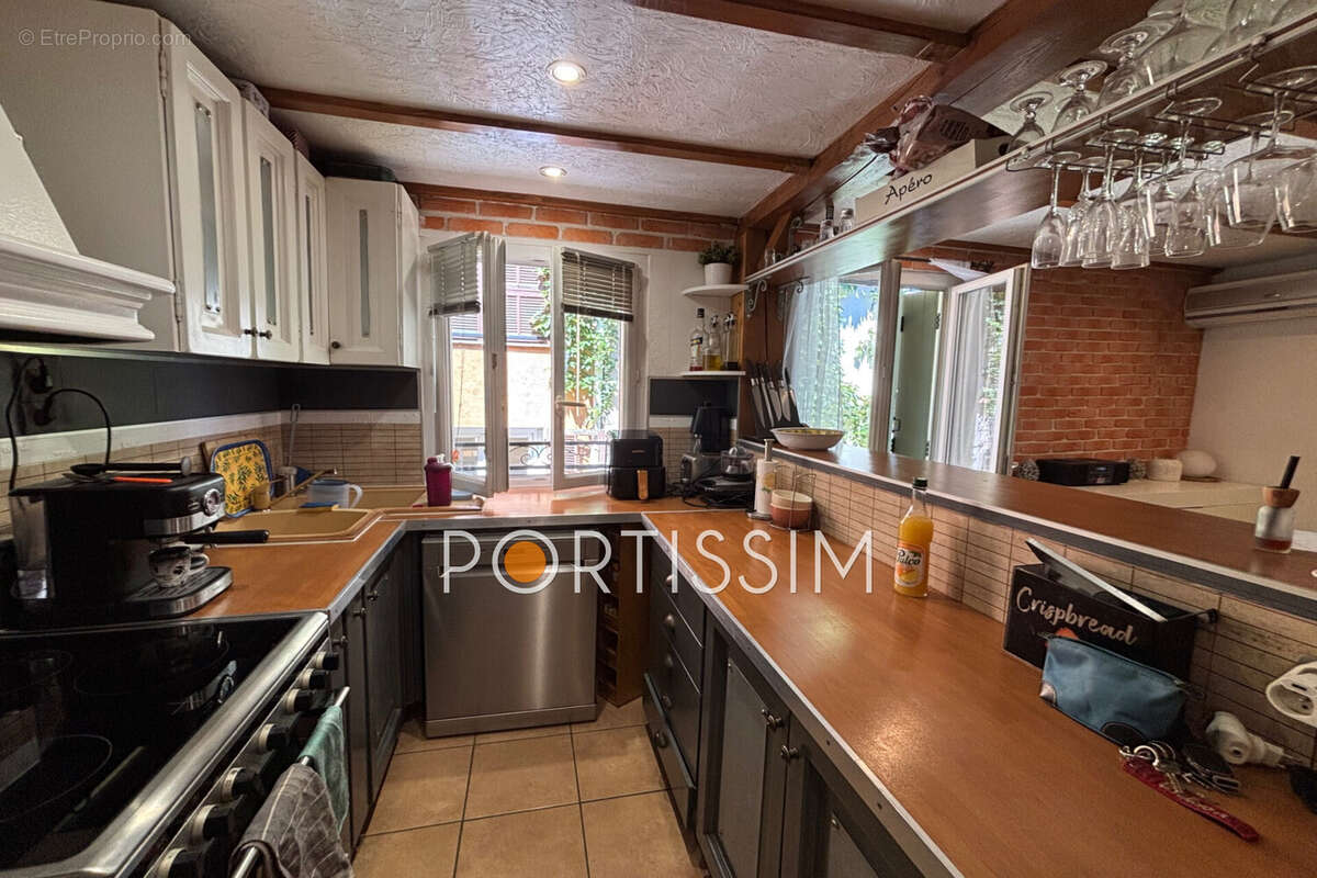 Maison 76 m² à Saint-Laurent-Du-Var  - photo 3