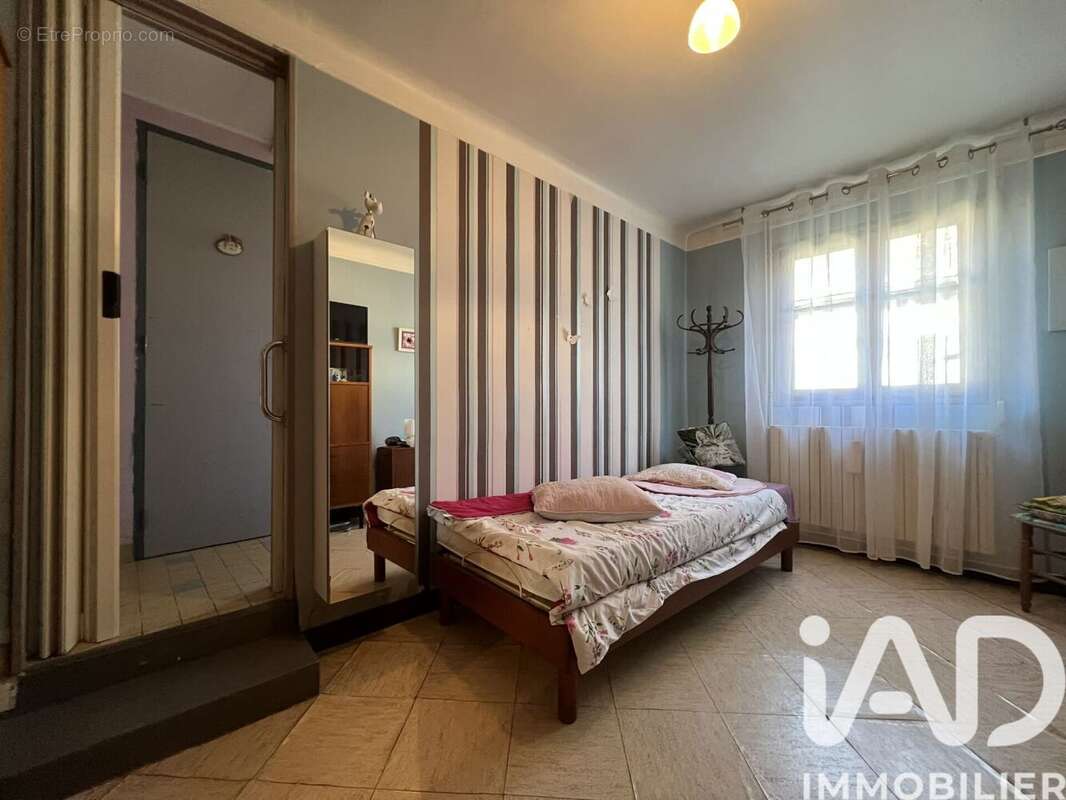 Maison 104 m² à Neuville-Coppegueule  - photo 8