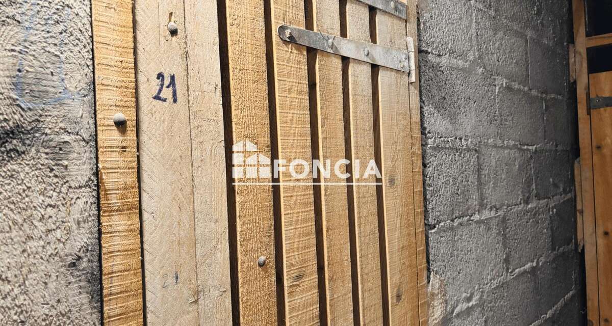 Appartement à MEYLAN