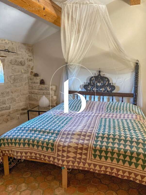 Maison à GOUDARGUES