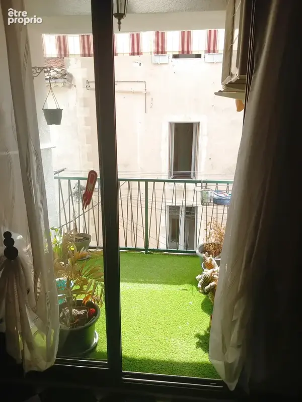 Bel Immeuble 2 Appartements et grand Garage. - photo 3