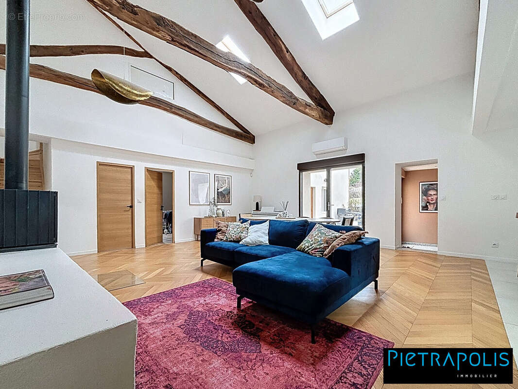 Maison à SAINT-SYMPHORIEN-SUR-COISE