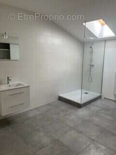 Appartement à BOURG-DE-PEAGE