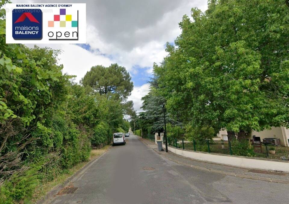 Terrain à BOUTIGNY-SUR-ESSONNE