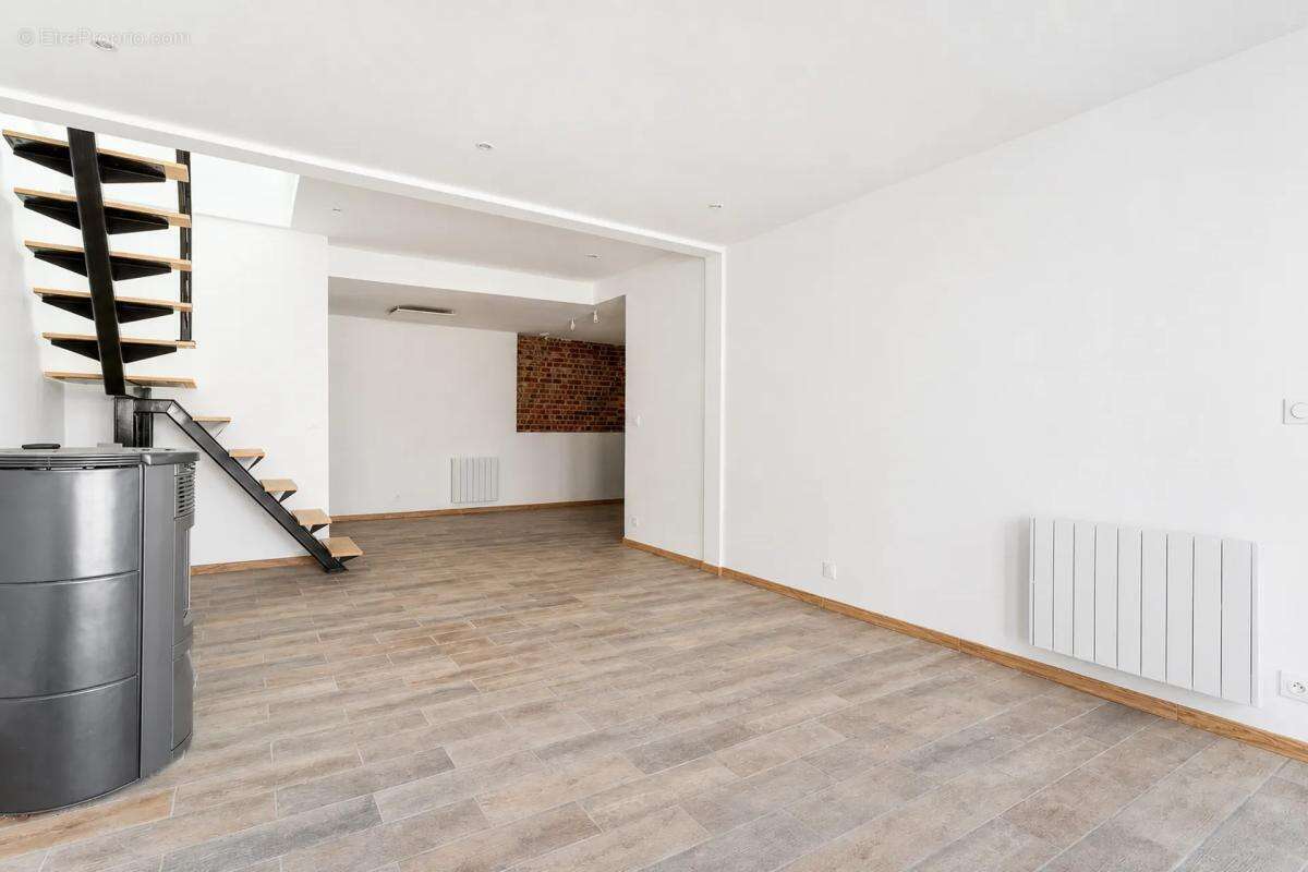 Maison de 4 pièces de 101 m² à Bauvin - photo 6