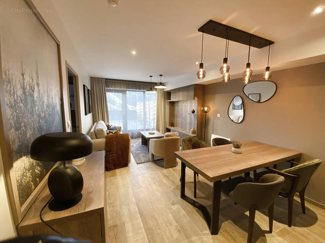 Appartement à UVERNET-FOURS